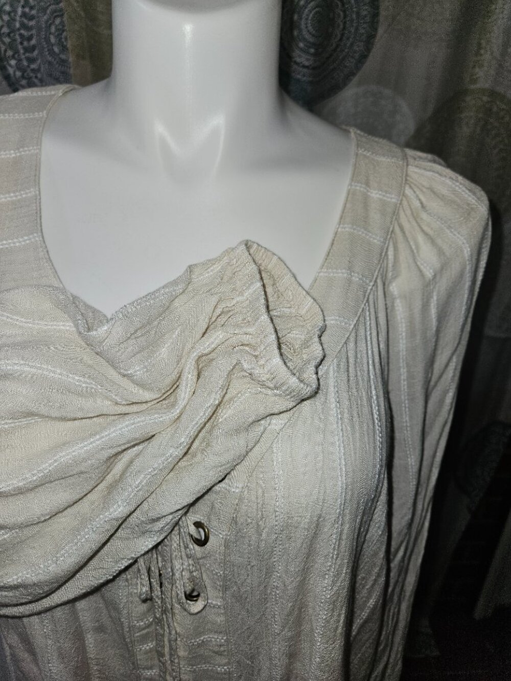 Torrid Light Tan Peasant Style Raglan Lace-Up Blouse (2X) - Picture 4 of 7